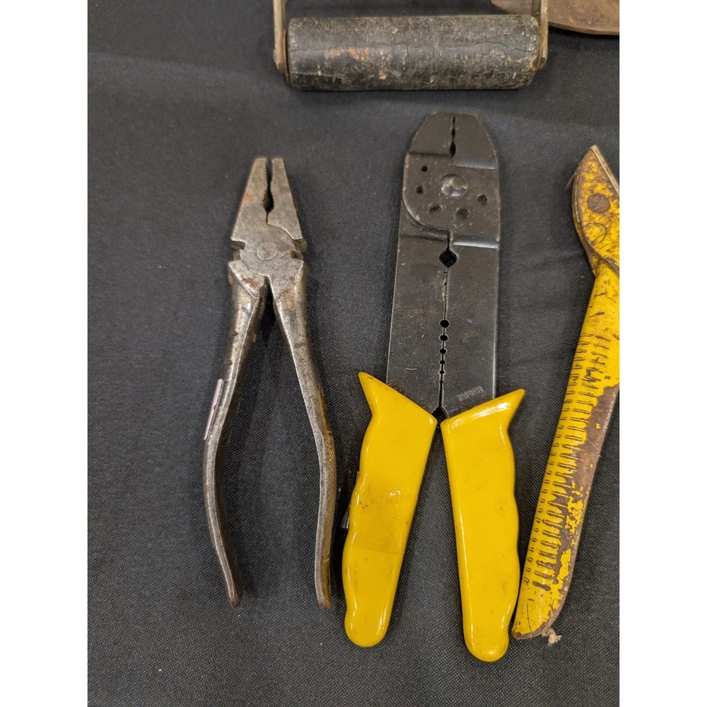 Vintage Tool Lot Brayer Roller Wire Crimpers Garden Shears Snips Pliers 6pc Set - Picture 2 of 6